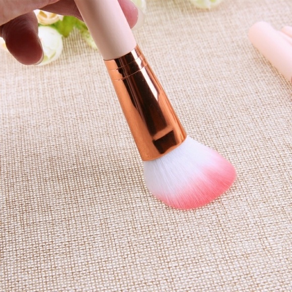 7 piece Pink Rose gold Make up Brush Set - Picture 4 of 6